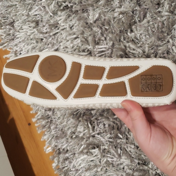 🆕️NIB Michael Kors MK logo flats - Picture 5 of 6